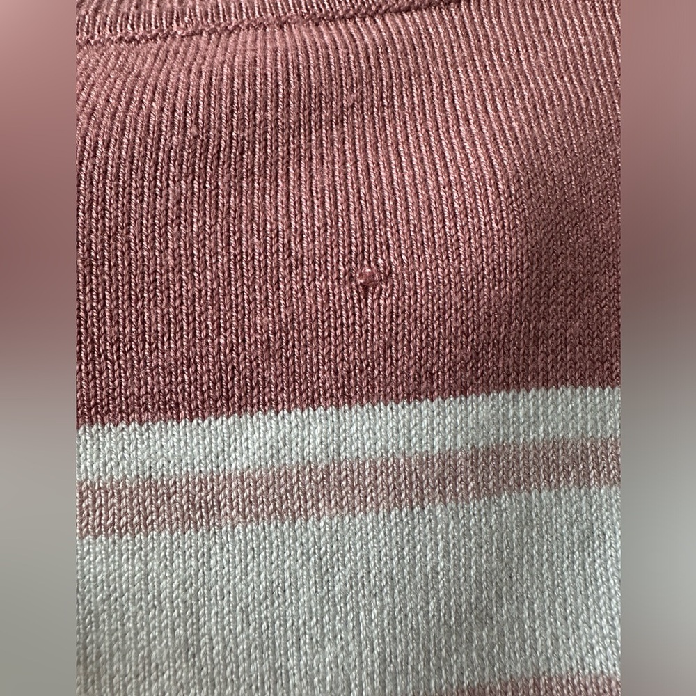 Lety & Me Size Medium Light Weight Sweater - Picture 4 of 8